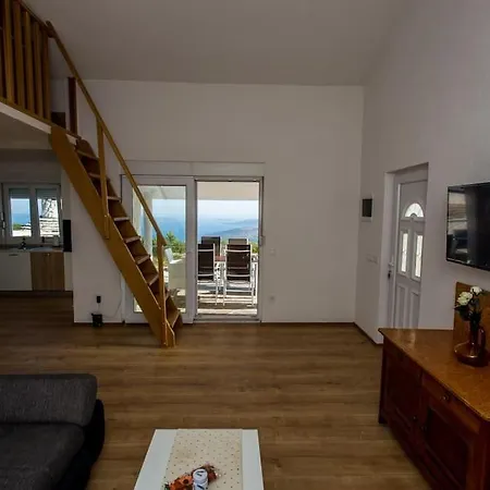 Villa Butterfly - Seget Gornji